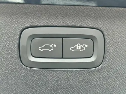 Photo 49 Volvo Xc90  T8 AWD Hybride Rechargeable 310+145 ch Geartronic 8 7pl