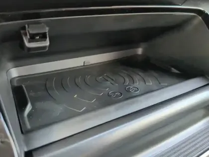 Photo 44 Peugeot 208  Hybrid 110 e-DCS6