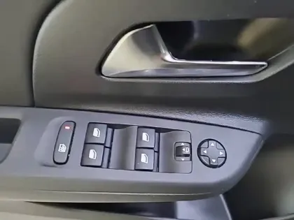 Photo 29 Opel Corsa  1.2 Turbo 100 ch BVM6