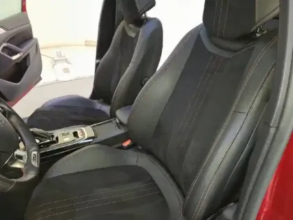 Photo 8 Peugeot 308  PureTech 130ch S&S EAT8