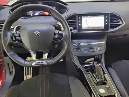 Photo 6 Peugeot 308  PureTech 130ch S&S EAT8