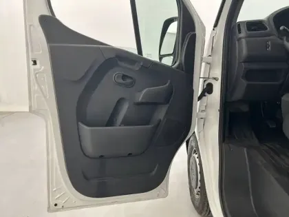 Photo 22 Renault Master  CC TRAC F3500 L3 ENERGY DCI 150