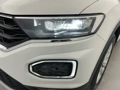 Photo 20 Volkswagen T-roc  1.5 TSI 150 EVO Start/Stop BVM6