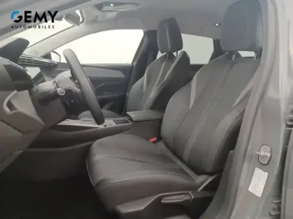 Photo 8 Peugeot 308  SW Hybrid 145 e-DCS6