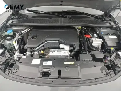 Photo 12 Peugeot 308  SW Hybrid 145 e-DCS6