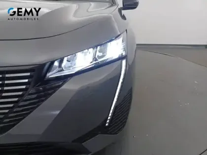 Photo 16 Peugeot 308  SW Hybrid 145 e-DCS6