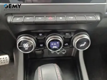 Photo 15 Renault Arkana  TCe 140 EDC FAP - 21B