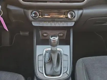 Photo 40 Hyundai Kona  Hybrid 141
