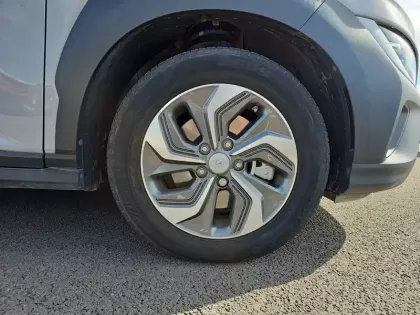 Photo 16 Hyundai Kona  Hybrid 141