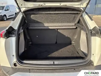 Photo 7 Peugeot 2008  Moteur électrique 136 ch