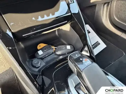 Photo 21 Peugeot 2008  Moteur électrique 136 ch