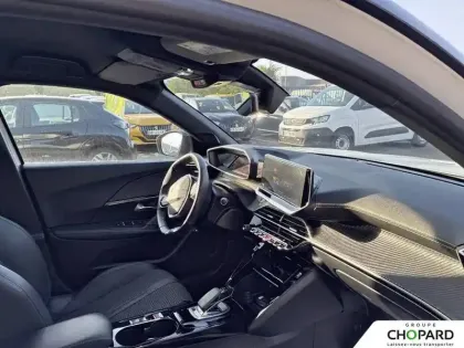 Photo 12 Peugeot 2008  Moteur électrique 136 ch