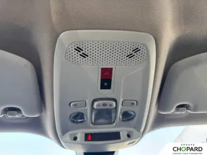 Photo 59 Peugeot 2008  Electrique 136 ch