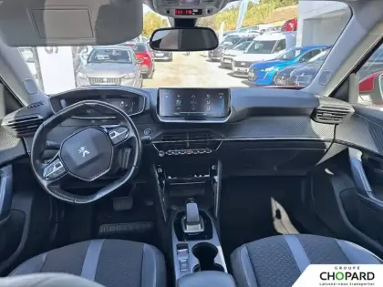 Photo 14 Peugeot 2008  Electrique 136 ch