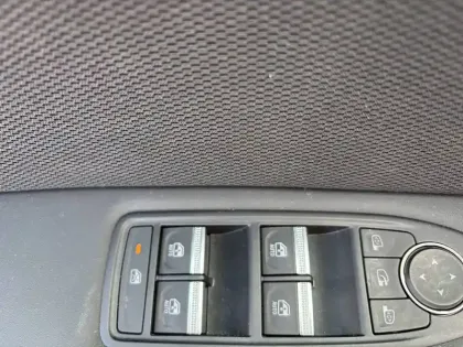 Photo 80 Renault Symbioz  E-Tech full hybrid 145