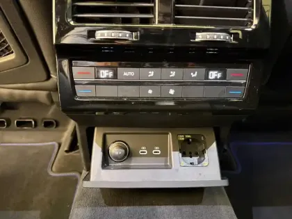 Photo 45 Volkswagen Touareg  3.0 TSI eHybrid 462 ch Tiptronic 8 4Motion