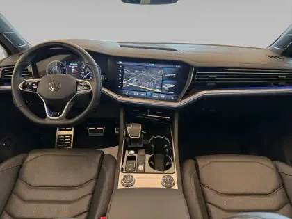 Photo 39 Volkswagen Touareg  3.0 TSI eHybrid 462 ch Tiptronic 8 4Motion