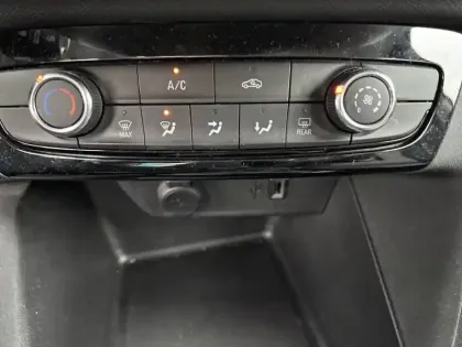 Photo 18 Opel Corsa  1.2 Turbo 100 ch BVM6