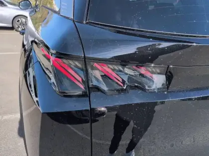 Photo 42 Peugeot 5008  Plug-in Hybrid 195 e-DCS7