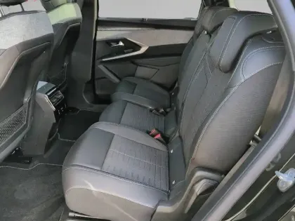 Photo 37 Peugeot 5008  Plug-in Hybrid 195 e-DCS7