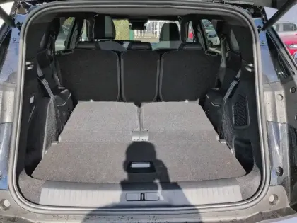 Photo 31 Peugeot 5008  Plug-in Hybrid 195 e-DCS7