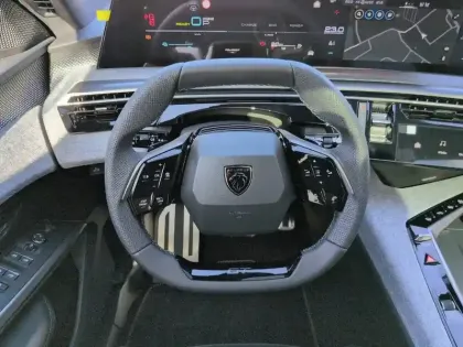 Photo 34 Peugeot 5008  Plug-in Hybrid 195 e-DCS7