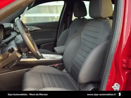 Photo 8 Alfa Romeo Tonale  1.5 Hybrid 130 ch TCT7