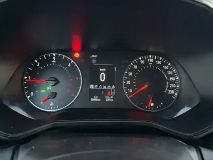 Photo 21 Renault Clio  Blue dCi 100 - 21N