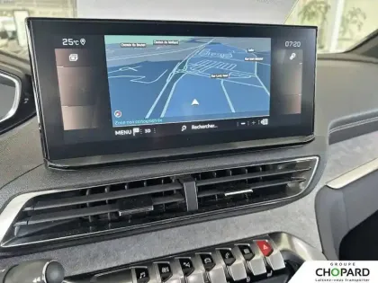 Photo 12 Peugeot 3008  PureTech 130ch S&S EAT8