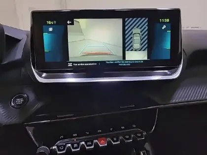 Photo 19 Peugeot 2008  Moteur électrique 136 ch