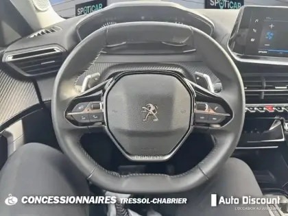 Photo 11 Peugeot 2008  BlueHDi 130 S&S EAT8 Allure