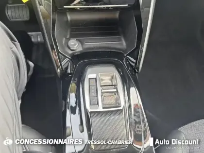 Photo 23 Peugeot 2008  BlueHDi 130 S&S EAT8 Allure