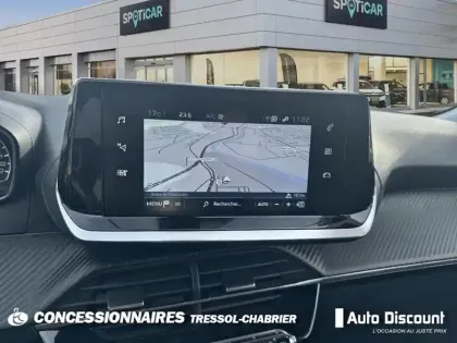 Photo 10 Peugeot 2008  BlueHDi 130 S&S EAT8 Allure