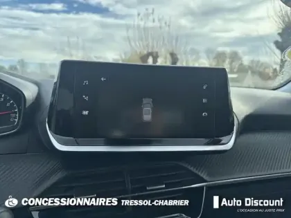 Photo 25 Peugeot 2008  BlueHDi 130 S&S EAT8 Allure