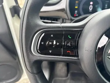 Photo 18 Fiat 500  e 95 ch Action