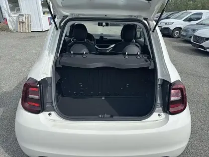 Photo 7 Fiat 500  e 95 ch Action