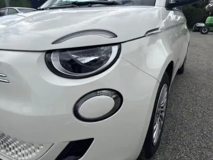 Photo 13 Fiat 500  e 95 ch Action