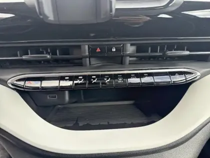 Photo 12 Fiat 500  e 95 ch Action