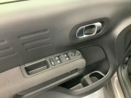 Photo 19 Citroën C3 Aircross  PureTech 130 S&S EAT6 Shine