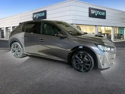 Photo 28 Peugeot 208  PureTech 100 S&S BVM6 GT