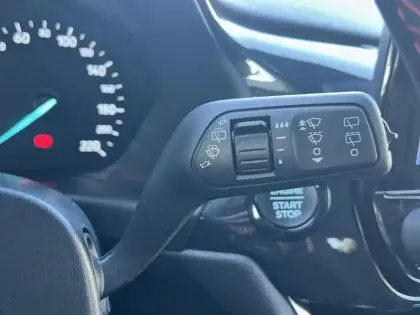 Photo 17 Ford Fiesta  1.0 Flexifuel 95 ch S&S BVM6 ST-Line