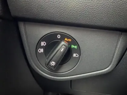 Photo 13 Volkswagen Polo  1.0 TSI 116ch R-Line DSG7