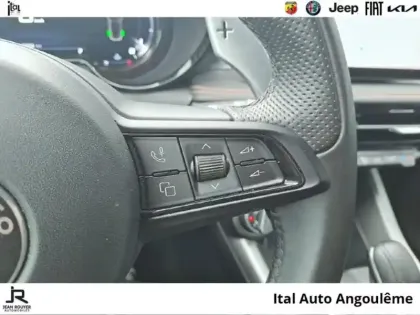 Photo 14 Alfa Romeo Tonale  1.5 Hybrid 130ch SPRINT TCT