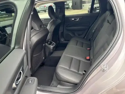 Photo 9 Volvo V60  B4 197ch Ultra Style Dark DCT 7