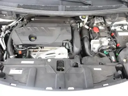 Photo 11 Peugeot 3008  HYBRID 225ch GT e-EAT8