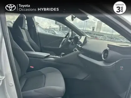 Photo 13 Toyota C-HR  2.0 Hybride 200ch Design NG23