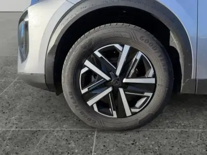 Photo 28 Peugeot 2008  e- 136ch Style