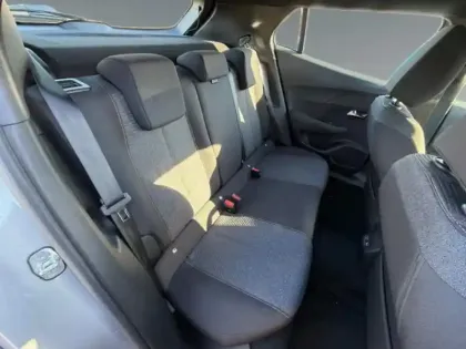 Photo 27 Peugeot 2008  e- 136ch Style