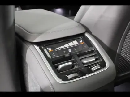 Photo 13 Volvo Xc90  T8 AWD 310 + 145ch Ultra Style Dark Geartronic