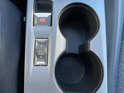 Photo 28 Peugeot 2008  1.2 PureTech 100ch S&S Allure